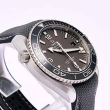 Thumbnail von Omega Seamaster Planet Ocean 600m Grau – 215.32.44.21.01.002 – NEU & Ungetragen – 2025 Vollständiges Set