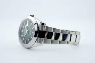 Thumbnail von Rolex Datejust 41 Green Ombre Zifferblatt - Neues Modell - Oyster-Armband - Ungetragen - 126300 2026