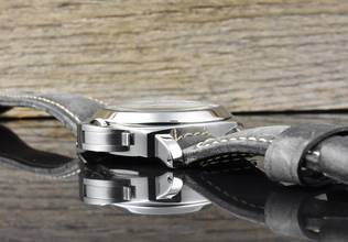 Thumbnail von Panerai Luminor Marina PAM00113 Sınırlı Üretim / Kristal Arka - Tam Set 2010