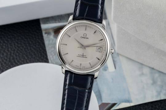 Omega De Ville Prestige Chronometer Automatik Herrenuhr Ref. 4500.31.00