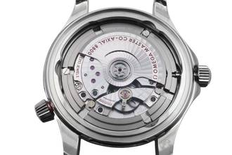 Thumbnail von Omega Seamaster Diver 300 M James Bond Automatik Stahl 210.22.42.20.01.004 B&P