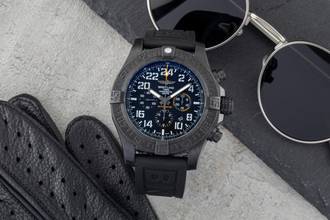 Thumbnail von Breitling Avenger Hurricane Chronograph Breitlight Automatik XB1210E4 B&P