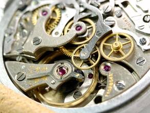 Thumbnail von Omega Classic Serviced Vintage 33,3 Chronograph Schwarz Restored Sector Zifferblatt 38mm