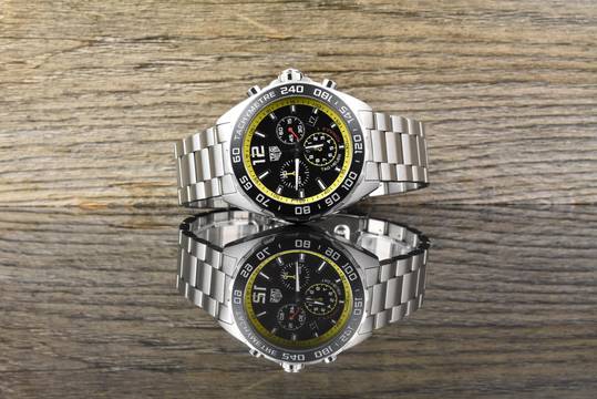 TAG Heuer Formula 1 Quarz Chronograph 43MM Quartz Carbon Dial