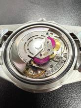 Thumbnail von Rolex GMT-Master Gilt Dial Tam Set Çift Belgeler ve Kutu