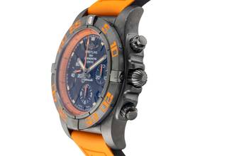 Thumbnail von Breitling Chronomat 44 Raven Automatik Stahl Ref. MB0111C2/BD07 B&P 2016