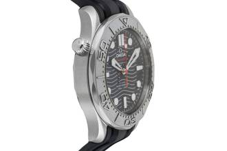 Thumbnail von Omega Seamaster Diver 300 M ''Nekton'' Edelstahl / Titan Ref. 210.32.42.20.01.002 B&P 2026