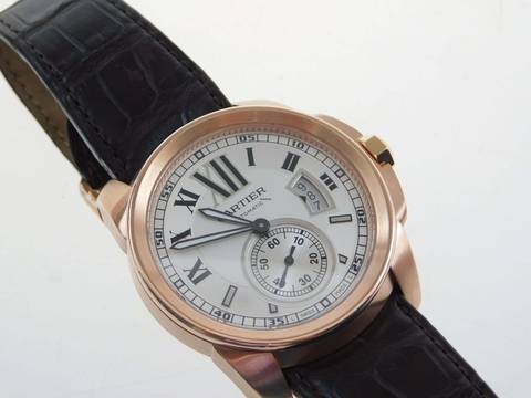 Cartier Calibre de Cartier 18 Karat Rosegold Calibre De Cartier 42mm Herrenuhr mit Faltschließe Neuzustand Glasboden Cartier Service