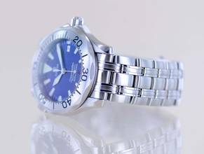 Thumbnail von Omega Seamaster 300m Electric Blue Dial Schwertzeiger Quartz rar 36 mm Unisex
