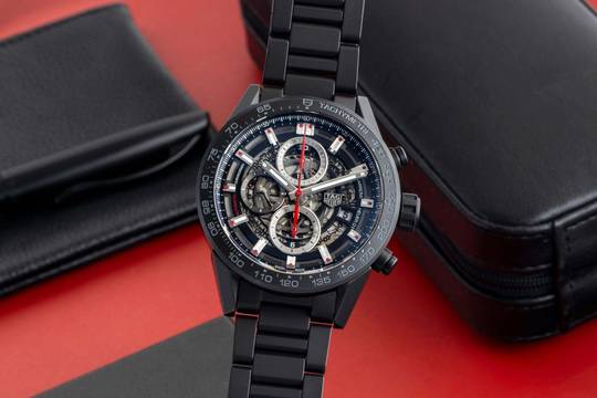  TAG Heuer Carrera Calibre HEUER 01 Chronograph Keramik Automatik Herrenuhr CAR2090.BH0729 