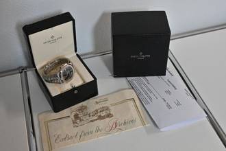 Thumbnail von Patek Philippe Nautilus Siyah Kadran Çelik Çelik 3710/1 Vintage Güç Rezervi Çıkarma Hizmeti 2024