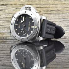 Thumbnail von Panerai Luminor Submersible 1950 3 Gün Otomatik Sol El Clous-de-Paris Zemin - Titanyum PAM00569 Tam Set 2015