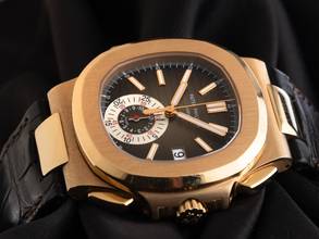 Thumbnail von Patek Philippe Nautilus Ref.5980R-001 2019 Full Set Original unpoliert Nautilus 18kt Roségold 174g Krokoleder Faltschließe