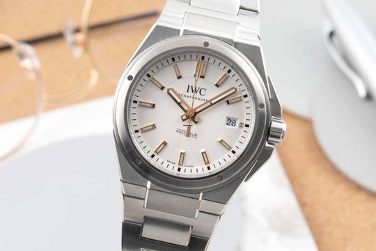  IWC Ingenieur Automatic Schaffhausen Ingenieur Automatik Datum Edelstahl Herrenuhr Ref. IW323906 B&P 