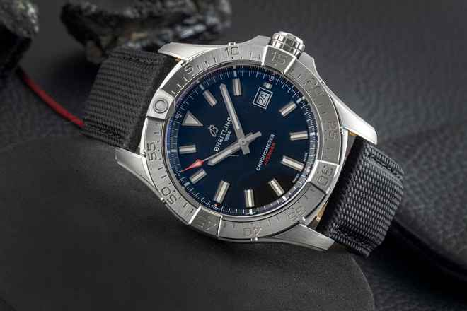 Thumbnail von Breitling Avenger 42 Stahl Automatik Herrenuhr Ref. A17328101B1X1