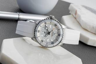 Thumbnail von Breitling Superocean 36 Stahl Automatik Damenuhr Ref. A17377211A1S1