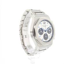 Thumbnail von Girard Perregaux Laureato Chronograph NEW