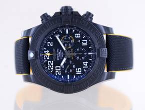 Thumbnail von Breitling Avenger Hurricane Chronograph Breitlight 24H Dial Kautschukband 50mm B+P