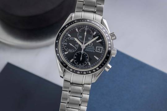  Omega Speedmaster Date Chronograph Stahl Automatik Ref. 3210.50.00 B&P 2021 