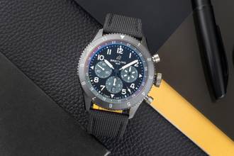 Thumbnail von Breitling Super Avi Classic Super Avi Kronograf GMT Mosquito Night Fighter SB04451A1B1X1
