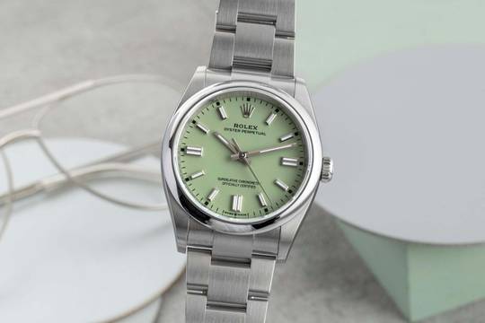 Rolex Oyster Perpetual 36 Pistachio Stahl Automatik Herrenuhr Ref. 126000 B&P 2025