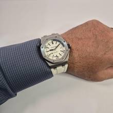 Thumbnail von Audemars Piguet Royal Oak Offshore Diver Beyaz Sürüm 42mm Otomatik Tam