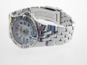Thumbnail von Breitling Galactic 30 Starliner / Galactic 30 mit Perlmuttzifferblatt im Top Zustand Mid Size langes Band im Best Zustand 30 mm ohne Krone