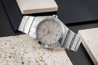 Thumbnail von Omega Constellation Stahl Automatik Herrenuhr Ref. 131.10.36.20.06.001 B&P 2024