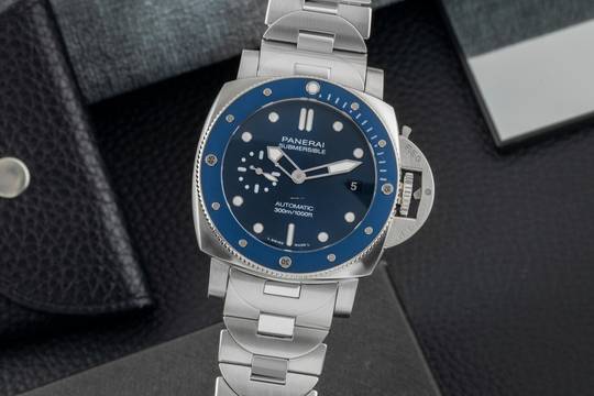 Panerai Submersible Blue Notte Stahl Automatik Herrenuhr PAM02068 B&P