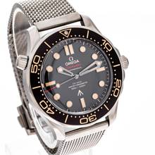 Thumbnail von Omega Seamaster Diver 300 M Bond Titanyum – 210.90.42.20.01.001 – YENİ ve Kullanılmamış – 06/2026 Tam Set