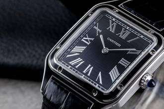 Thumbnail von Cartier Santos Dumont Black Lacquer Handaufzug Herrenuhr Ref. WSSA0046 B&P 2024
