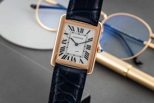 Cartier Tank Solo LM 18k (0,750) Roségold Quarz Herrenuhr Ref. W5200025 Papiere