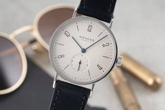 Thumbnail von NOMOS Tangente EXPO 2000 Çelik Kol Saati, El Kurmalı, Sınırlı Üretim, Kutu ve Belgeler 1998