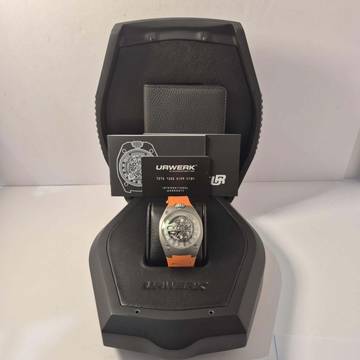 Urwerk UR-202 UR-150 Scorpion 2026 Limited Edition 42mm Titanium Automático Completo
