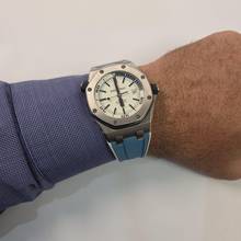 Thumbnail von Audemars Piguet Royal Oak Offshore Diver White Edition 42mm Automatik Vollständig