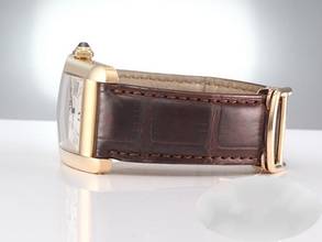 Thumbnail von Cartier Tank Américaine Großes Modell Gelbgold 750 1735 Handaufzug Leder Gold