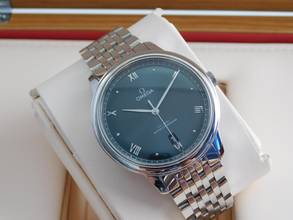 Thumbnail von Omega De Ville Co-Axial Master Chronometer Tresoruhr, neredeyse yeni, LC 100 2023, Omega garantisiyle 2028'e kadar.