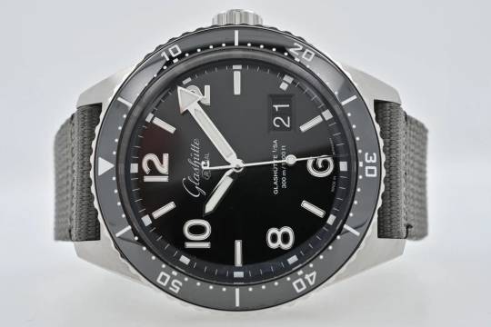 Glashütte Original SeaQ Panoramadatum Big Date 1-36-13-01-80-08