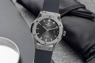 Thumbnail von Hublot Classic Fusion Racing Grey Automatik Titan Herrenuhr 542.NX.7071.LR