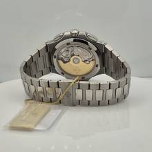 Thumbnail von Patek Philippe Nautilus Travel Time Flyback Chronograph 40,5 mm Komplett