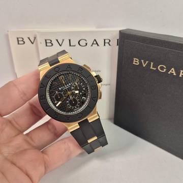 Bulgari Diagono Chronograph Ouro & Borracha 42mm Automático Completo