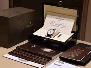 Thumbnail von Patek Philippe Perpetual Calendar Chronograph Grand Complications 5270g-001 Perpetual Calendar Chronograph Grand White Gold Like New Full Set