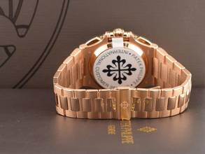 Thumbnail von Patek Philippe Nautilus 5980/1r - Wie neu, vollständiges Set, Service Patek