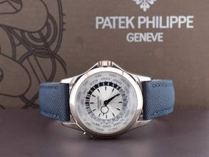 Thumbnail von Patek Philippe World Time Komplikationen World Time 5130g Weißgold Silberzifferblatt - Wie neu Vollständiges Set