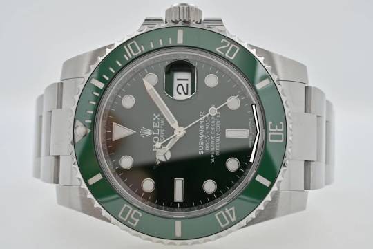Rolex Submariner Date 116610LV green Hulk LC170 Full Set