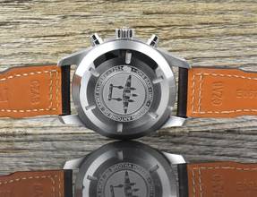 Thumbnail von IWC Fliegeruhr Chronograph Flieger Chronograph Antoine de Saint Exupéry IW377713 - Brown Dial - 43MM - Automatik - Full Set