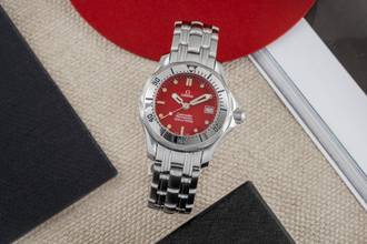 Thumbnail von Omega Seamaster Professional 300M Red Dial Stahl Quarz Ref. 2582.61.00