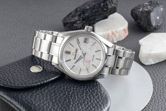 Thumbnail von Grand Seiko Heritage Collection Spring Drive Shunbun Titan Automatik SBGA443 B&P