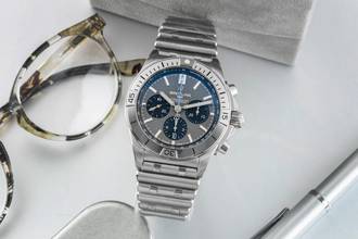 Thumbnail von Breitling Chronomat 42 B01 42 Titan Automatik Herrenuhr EB0134101M1E1