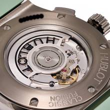 Thumbnail von Hublot Classic Fusion Chronograph Chrono Titanium Sage Green – 521.NX.891G.NR – NEW & Unworn – 2026 Full Set